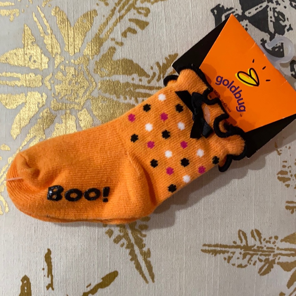 Halloween socks 3-12 months. NWT